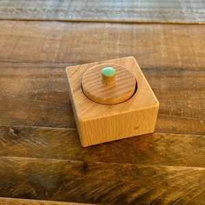 LOVEVERY Pincer Puzzle